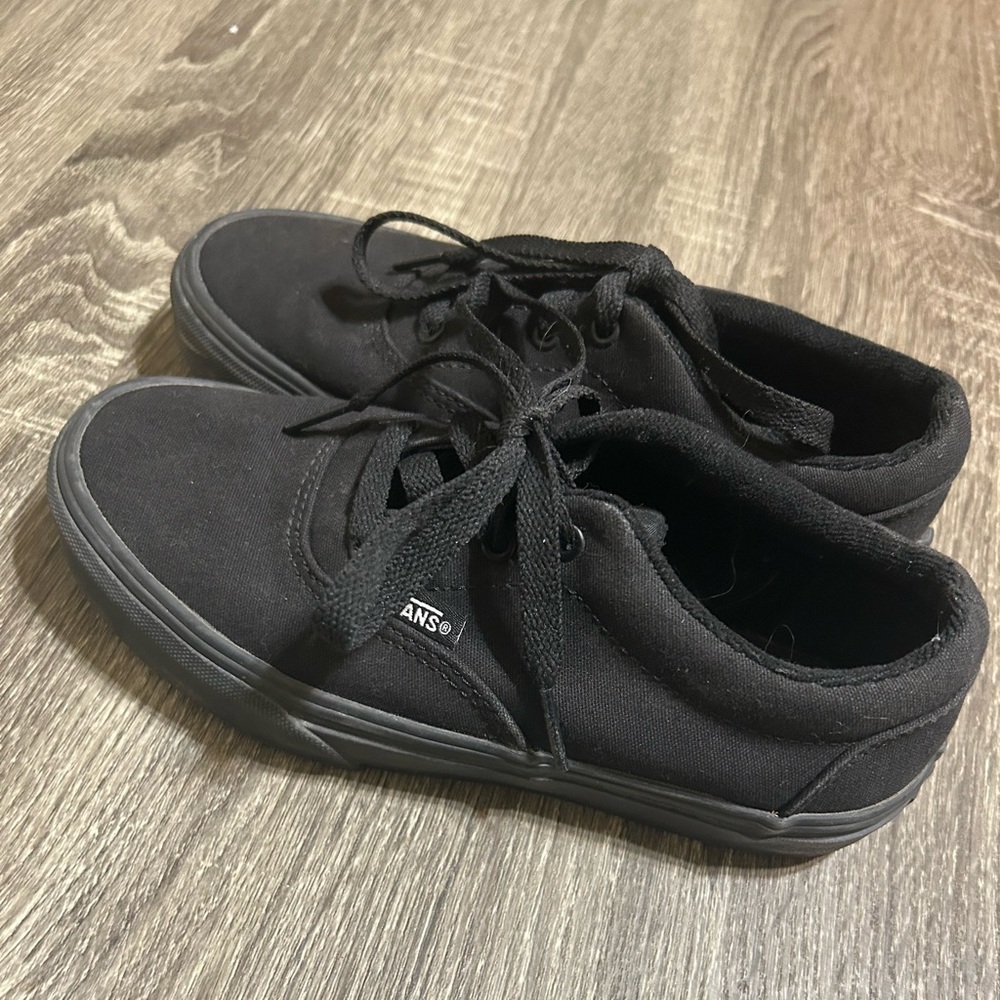Boys youth 2 vans